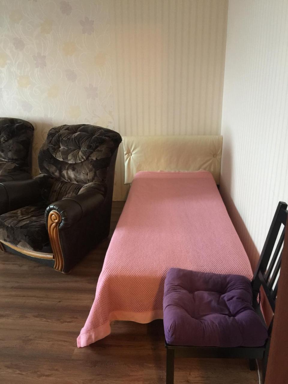 Apart Na Himnaziinoi Naberezhnii Apartment Харков Екстериор снимка